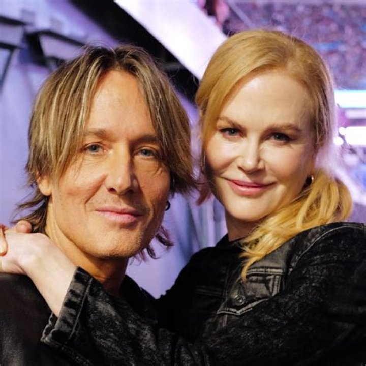 Keith Urban and Nicole Kidman Serenade Hospitalized Children