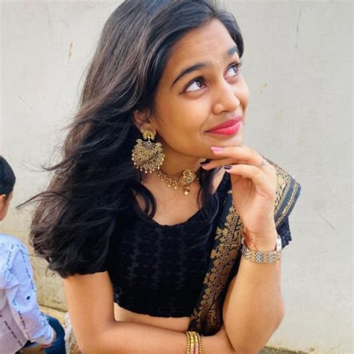 Varsha Dsouza Youtuber overview